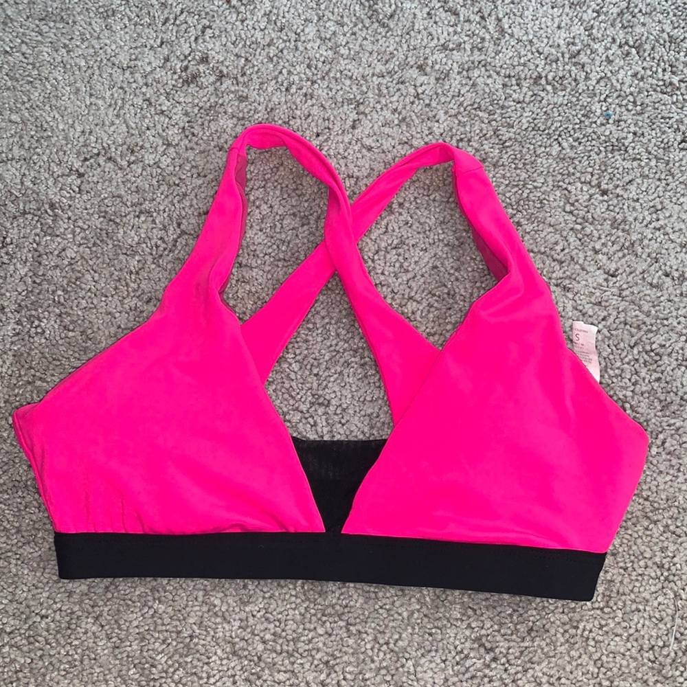 ❤️‍🔥 💗pink halter sports bra